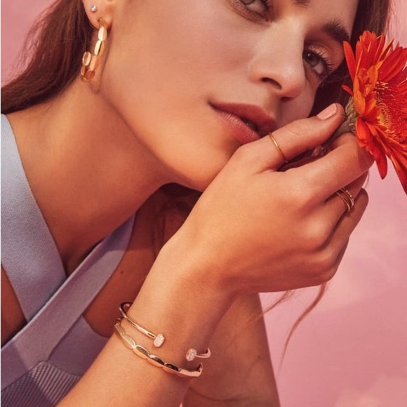 Kendra Scott Brooke Cuff Bracelet and Hoop Earrings Set in Gold - Picture 1 of 8